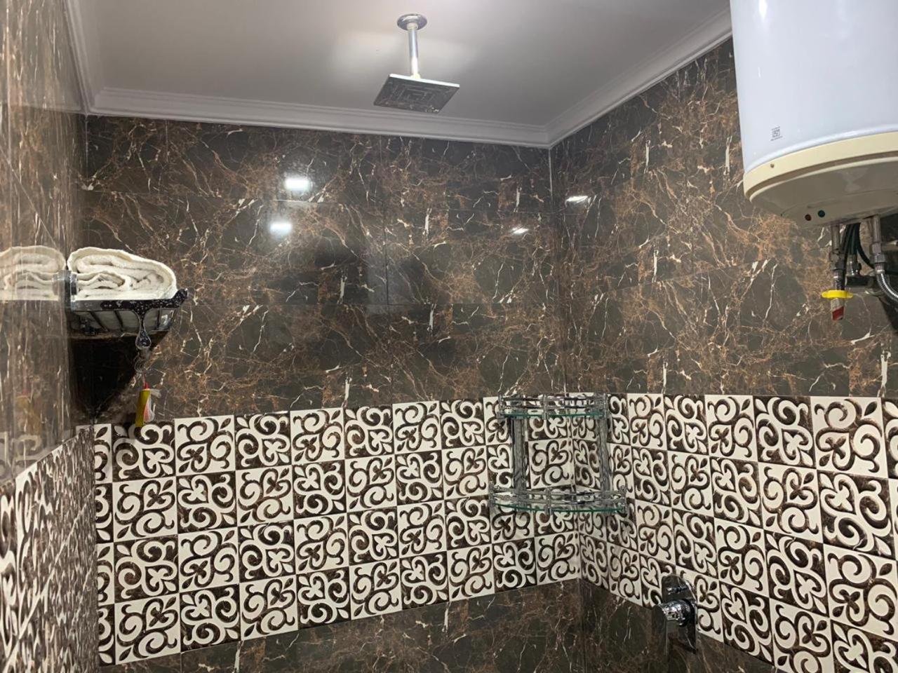 N.K. Residency Otel Yeni Delhi Dış mekan fotoğraf